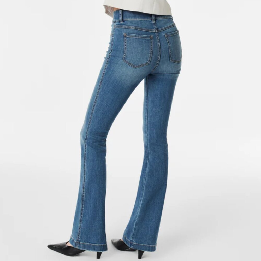 SPANX Flare Jeans Vintage Indigo M